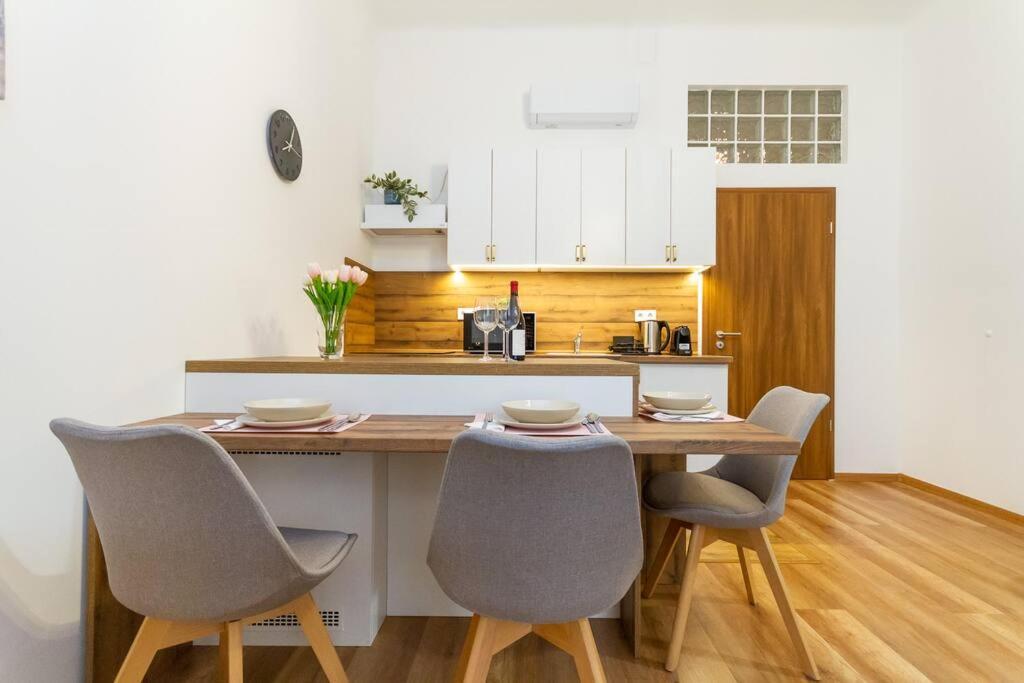Luxe Haven On Lonyay By Newave Apartments Βουδαπέστη Εξωτερικό φωτογραφία