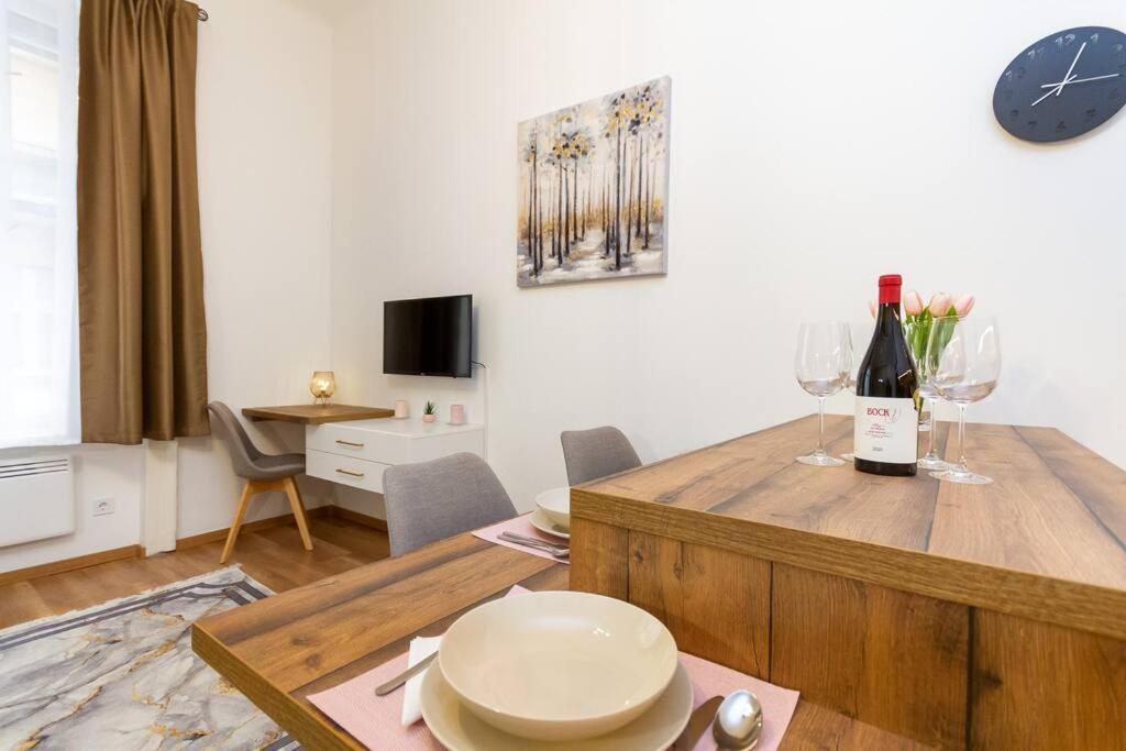 Luxe Haven On Lonyay By Newave Apartments Βουδαπέστη Εξωτερικό φωτογραφία